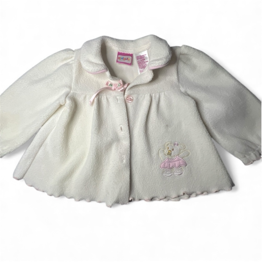 Kidgets White Fleece Sweater with Bear Design